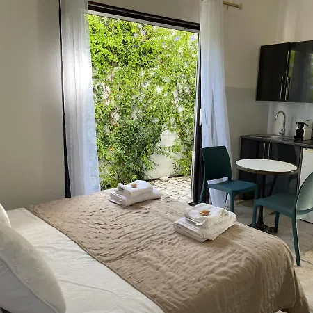ゲストハウス Maison Blue Palm Aix En Provence エクス＝アン＝プロヴァンス